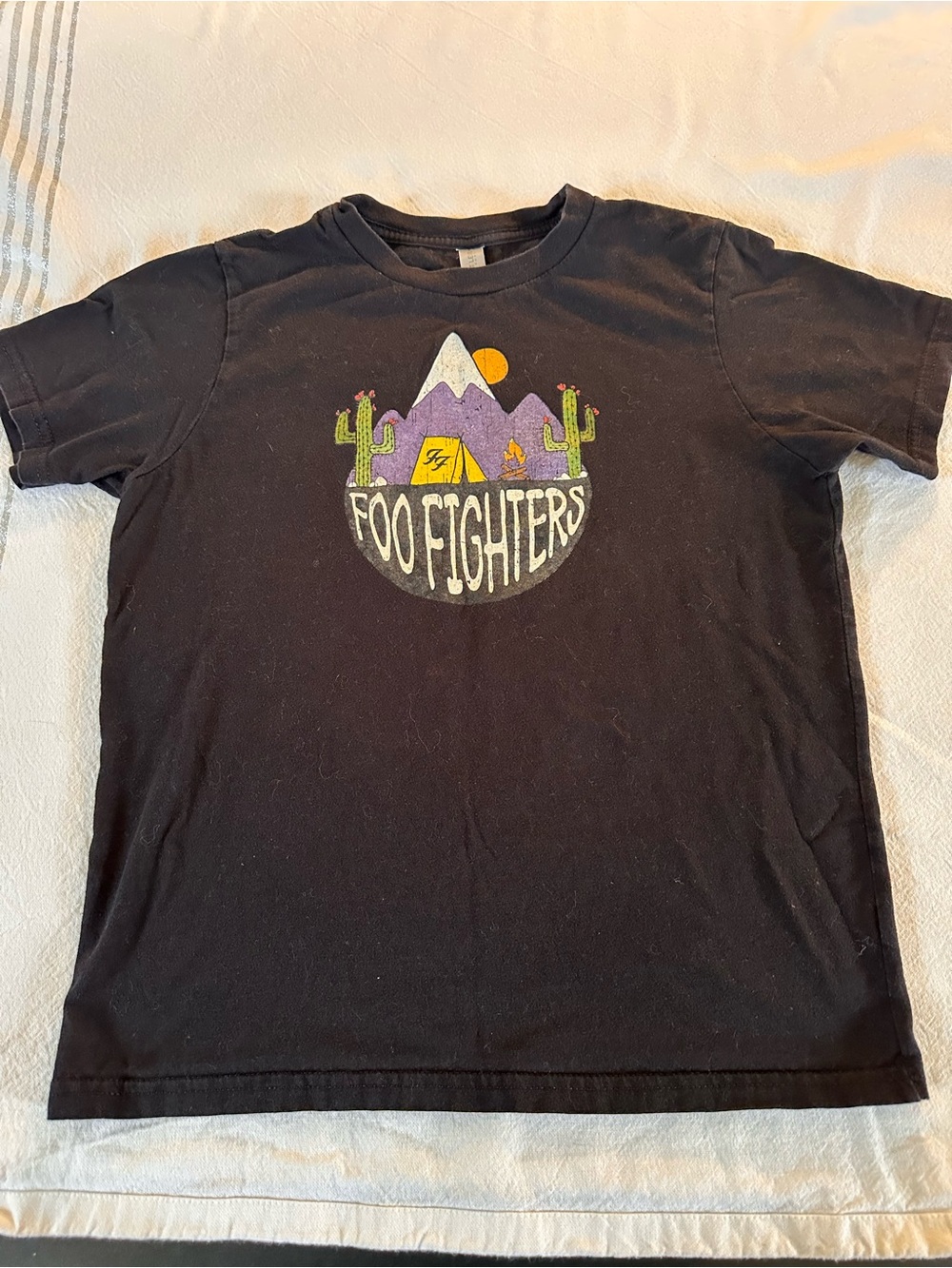 ⭐️ Foo Fighters Youth Lg Black Graphic Tee